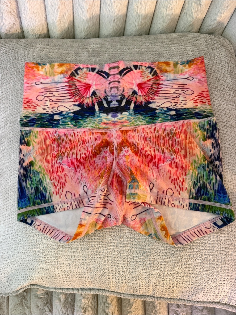 Niyama sol short